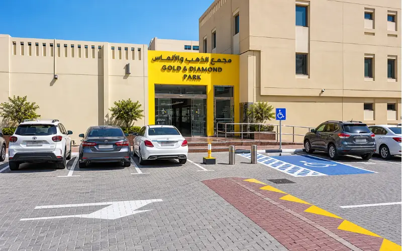 Parking at Gold and Diamond Park