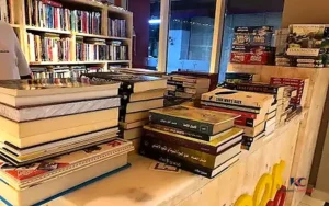 Books, gifts and specialist retailers